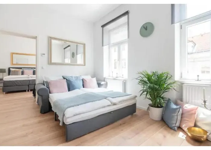 Luxurious And Bright, 5 Min To Center Appartement *