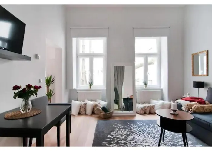 Luxurious And Bright, 5 Min To Center Vienne